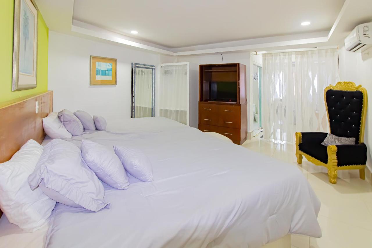 Hotel La Casona Dorada Санто-Домінго Екстер'єр фото